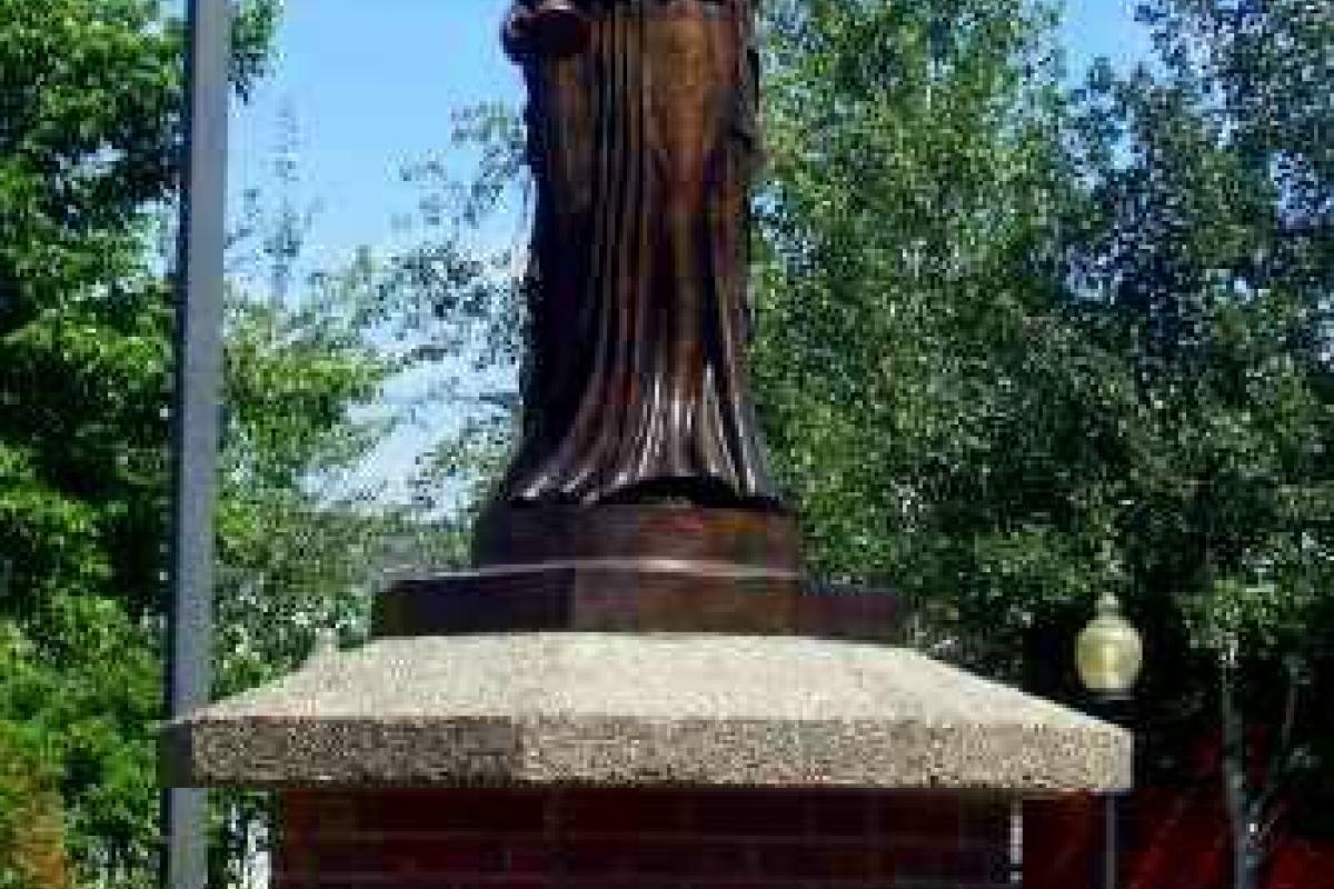Statue - Cast Iron Mary